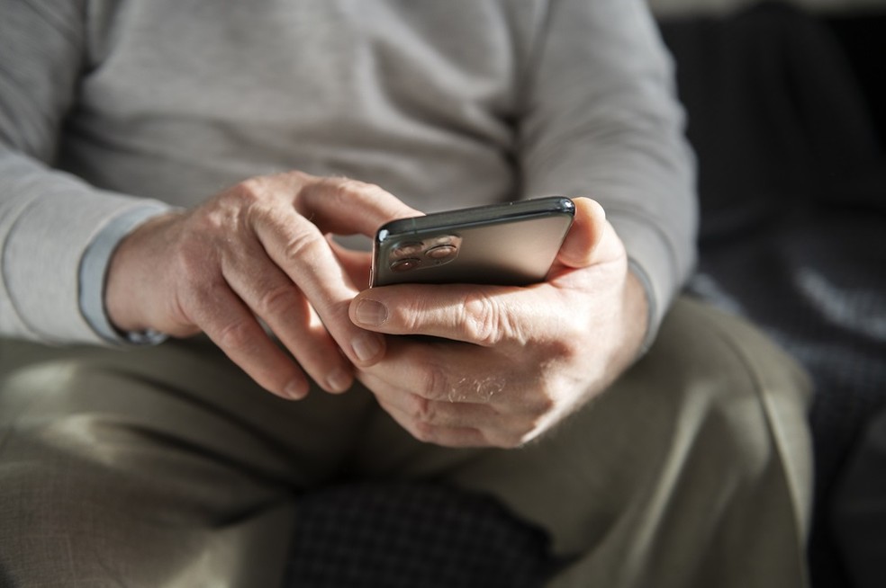 Idoso de 83 anos é localizado via Whatsapp para receber indenização de processo trabalhista de 1989 — Foto: Divulgação/TRT