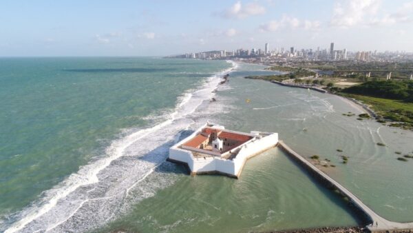Vista do Forte dos Reis Magos e a cidade de Natal RN — Foto: Sandro Menezes