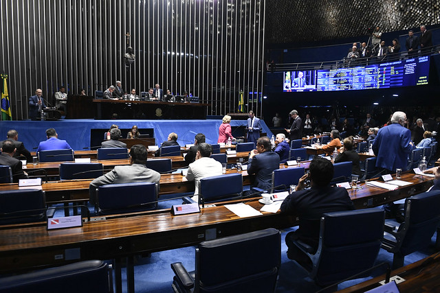 Plenário do Senado durante votação da proposta ontem à noite - Foto: Jefferson Rudy / Senado