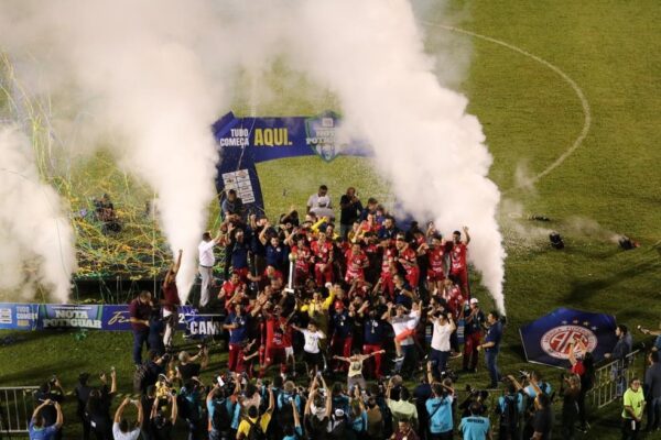 Atual campeão, América-RN defende o título em 2024 — Foto: Augusto César Gomes