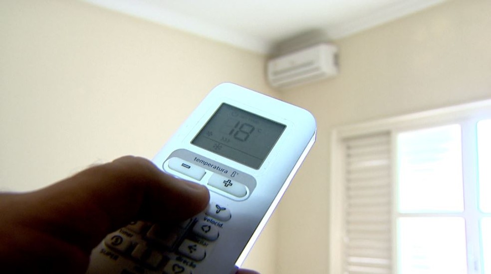 Ar-condicionados com a tecnologia Inverter são até 60% mais econômicos  — Foto: Reprodução/EPTV