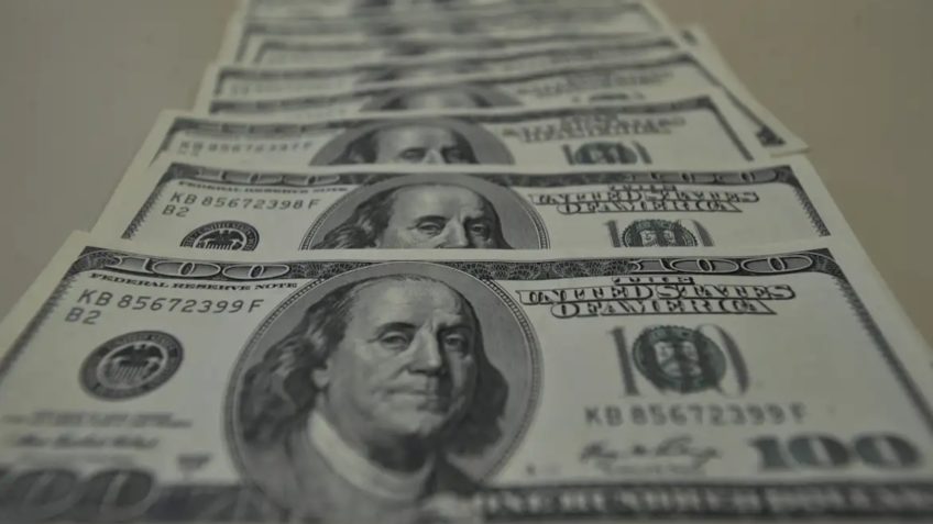 Dólar
