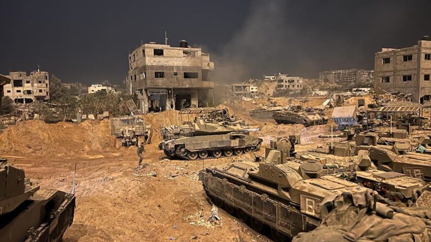 Tanques de israel na Faixa de Gaza