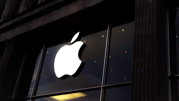 Na imagem, a logo da empresa de tecnologia Apple