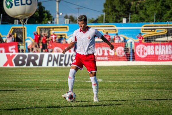 Lucas Gabriel não deve mais jogar pelo América-RN nesta temporada — Foto: Ricardo Oliveira