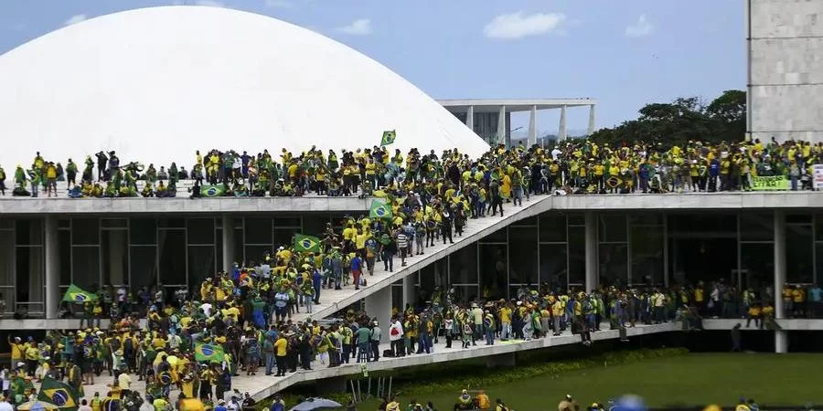Manifesto é assinado por 30 senadores, entre líderes do PL, PP, Republicanos, PSDB e Novo, além de Flávio Bolsonaro (PL-RJ), filho do ex-presidente Jair Bolsonaro (PL), e Sérgio Moro (União Brasil-PR) | Foto: Marcelo Camargo / Agência Brasil