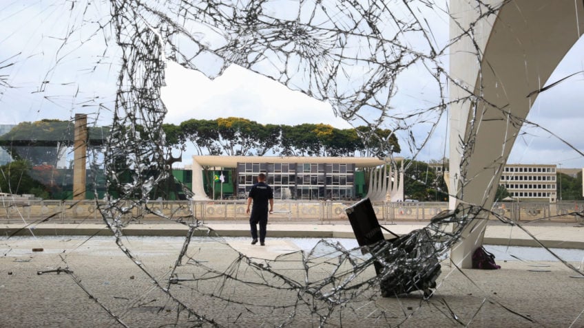 Depredação no Palácio do Planalto