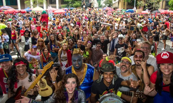 Bloco Dinossauros Nacionais fazem inclusão no carnaval deste ano. Foto: Lu Mattos/Divulgação