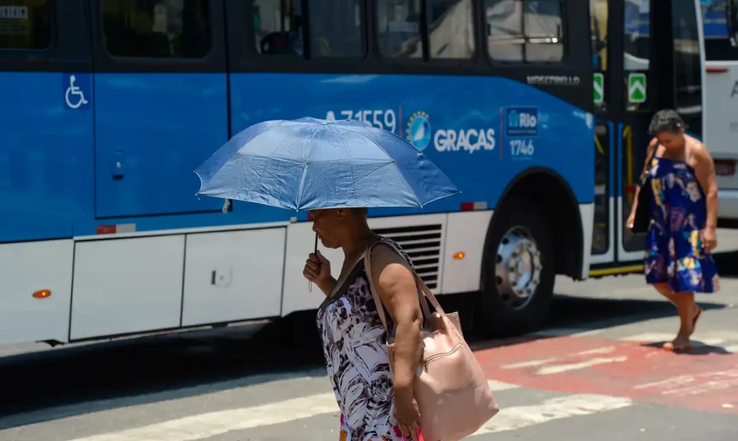Médico geriatra recomenda beber água mesmo sem sede | Foto: Tomaz Silva/Agência Brasil