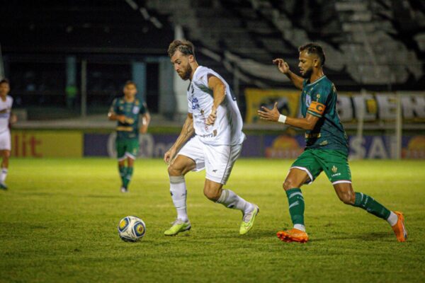 O ABC vence o Sousa/PB na noite deste sábado, no estádio Frasqueirão | Foto: Rennê Carvalho/ABC