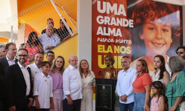 Belford Roxo - Rio de Janeiro, 06/02/2024, O presidente da República, Luiz Inácio Lula da Silva, participa da inauguração da Escola Municipal Arthur Araújo Lula da Silva, em Belford Roxo (RJ), na Baixada Fluminense. Foto: Tânia Rego/Agência Brasil