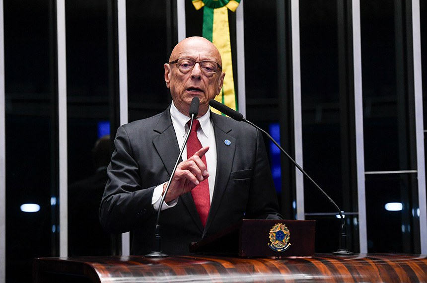 Em pronunciamento, à tribuna, senador Esperidião Amin (PP-SC).