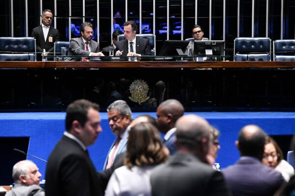 Mesa:
presidente do Senado Federal, senador Rodrigo Pacheco (PSD-MG);
secretário-geral da Mesa do Senado Federal, Gustavo A. Sabóia Vieira.