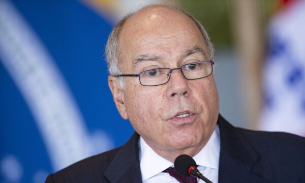 Brasília (DF), 14/12/2023 - O ministro de Relações Exteriores, Mauro Vieira, durante declaração à imprensa, após reunião com o Ministro de Negócios Estrangeiros da República Portuguesa, João Gomes Cravinho, no Palácio do Itamaraty. Foto: Marcelo Camargo/Agência Brasil