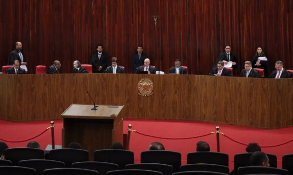 Brasília, (DF) – 01/08/2023 - O presidente da Corte, ministro Alexandre de Moraes, participa da abertura da sessão plenária do segundo semestre forense de 2023, Foto Valter Campanato/Agência Brasil.
