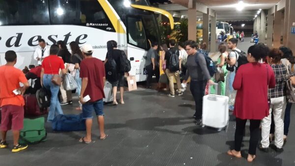 Linhas do transporte rodoviário intermunicipal rodoviário têm valores definidos de acordo com a quilometragem de cada operação — Foto: Sérgio Henrique Santos/Inter TV Cabugi