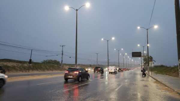 Chuva na Ponte Newton Navarro, em Natal. (Arquivo) — Foto: STTU/Divulgação