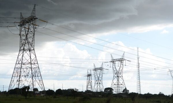 Linhas de transmissão de energia do sistema elétrico nacional