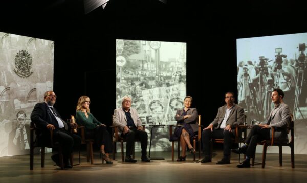 São Paulo (SP) 12/03/2024 - Gravação 10 anos Lava Jato TV . Convidados: jurista Marcelo Semer, advogada Dora Cavalcanti, jornalista Luis Nassif, jornalista Carla Jimenez, jornalista Florestan Fernandes Junior e apresentador Leandro Demori.
Foto: Paulo Pinto/Agência Brasil