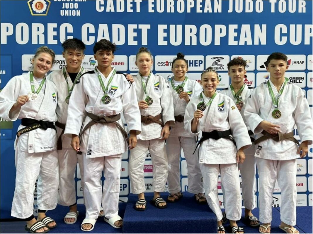 Brasil conquistou quatro ouros, duas pratas e nove bronzes e terminou competição no segundo lugar geral | Foto: Divulgação/CBJ