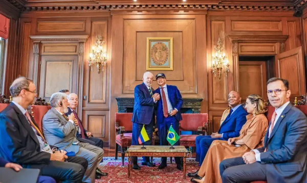 17.04.2024 - Presidente da República, Luiz Inácio Lula da Silva, durante reunião restrita com o Presidente da República da Colômbia, Gustavo Petro, na Casa de Nariño – Bogotá, Colômbia. Foto: Ricardo Stuckert / PR