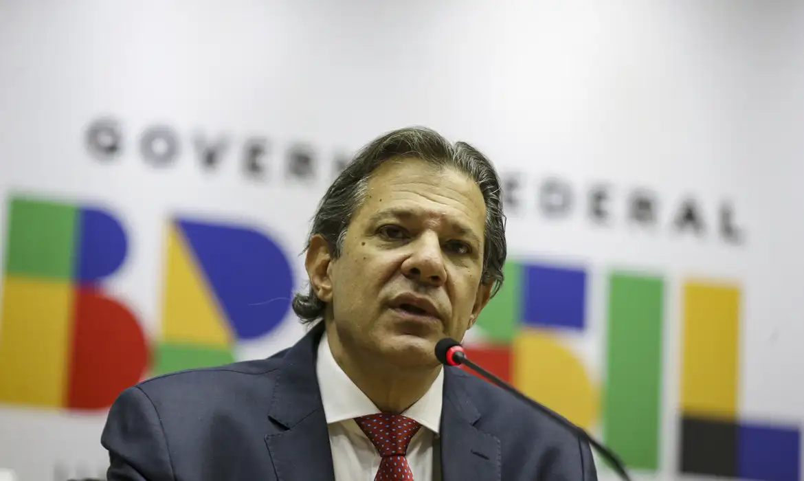 Brasília (DF), 28/12/2023 - O ministro da Fazenda, Fernando Haddad, concede entrevista coletiva à imprensa, em Brasília. Foto: Marcelo Camargo/Agência Brasil