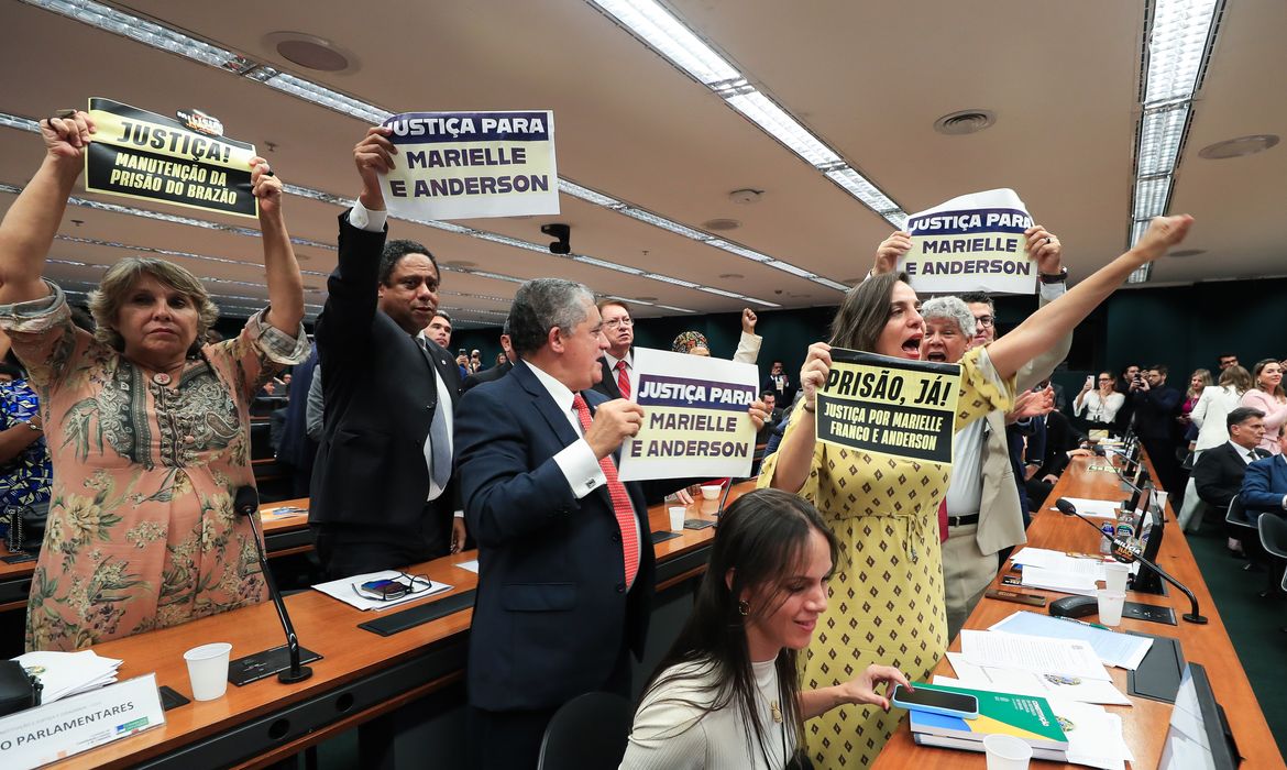 Brasília (DF) 10/04/2024 Reunião da Comissão de Constituição e Justiça e de Cidadania (CCJ) da Câmara dos Deputados que manteve a  prisão preventiva do deputado Chiquinho Brazão (RJ). Foto Lula Marques/ Agência Brasil