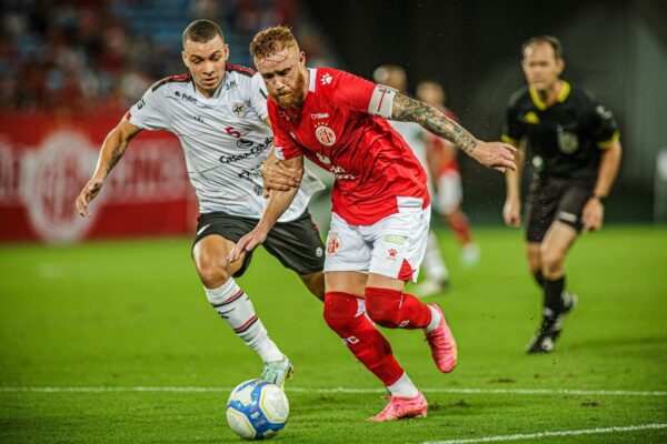 Souza lidera estatísticas de artilharia e assistências no América-RN — Foto: Gabriel Leite