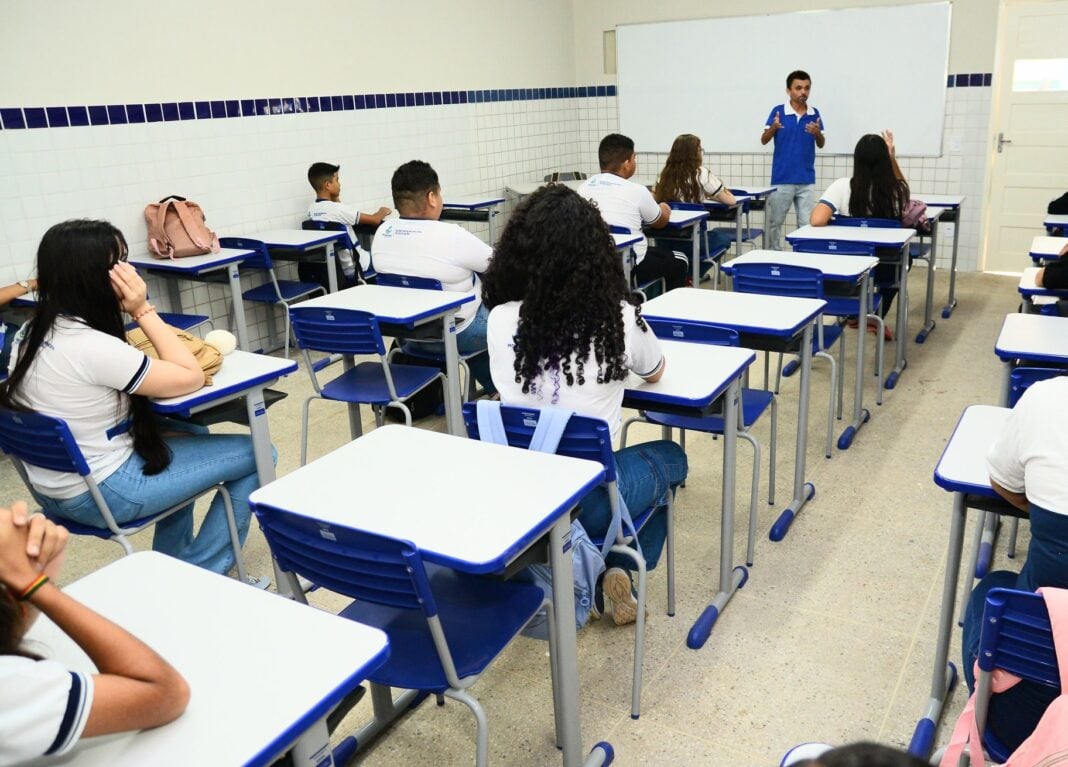 Estão sendo convocados professores e supervisores escolares | Foto: Wilson Moreno (Secom/PMM)
