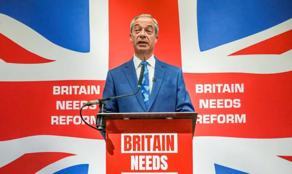 Político britânico Nigel Farage dá entrevista coletiva em Londres
03/06/2024
REUTERS/Maja Smiejkowska