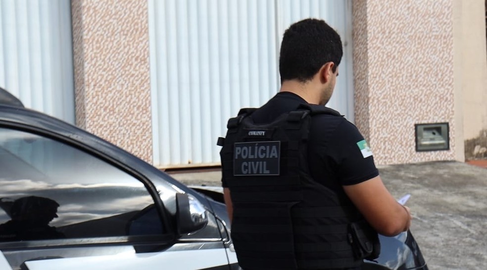Suspeito de sequestrar e torturar idosos é preso após troca de tiros com a Polícia em Paramirim — Foto: Polícia Civil/Divulgação