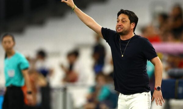 Técnico Arthur Elias em jogo do Brasil contra Espanha
6/8/2024   REUTERS/Andrew Boyers