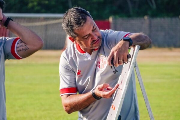Marquinhos Santos quer América-RN 