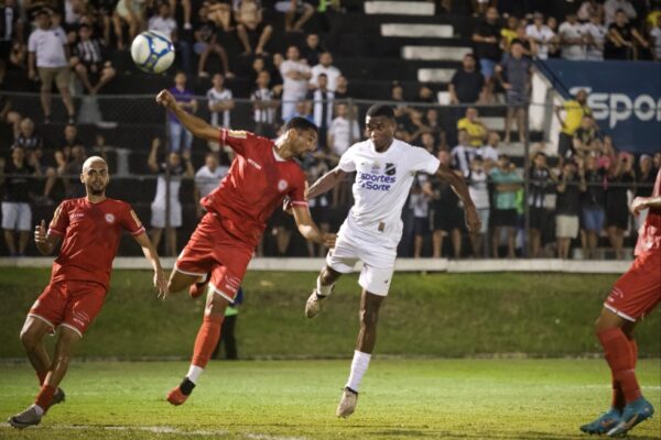ABC venceu o Tombense e emendou cinco jogos sem vitória na Série C — Foto: Rennê Carvalho/ABC
